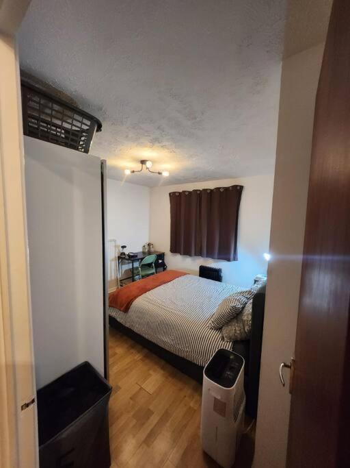 Amazing 1 Bed Flat, Sw19 Appartement